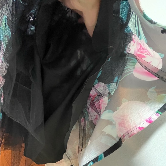 2Cute Two-Piece Floral Prom Dress - Picture 13 of 15